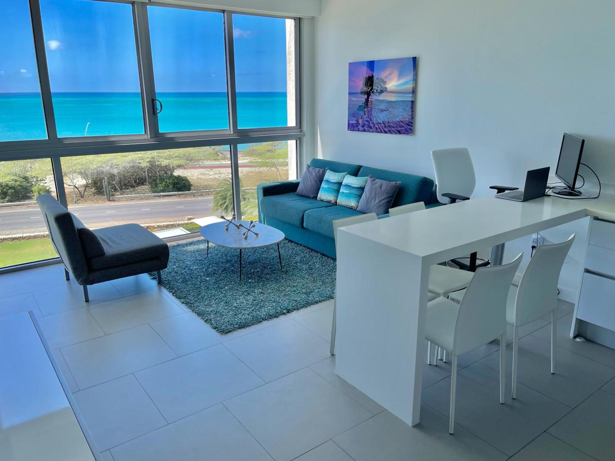 Azure Beach Residences Palm Beach Exteriér fotografie
